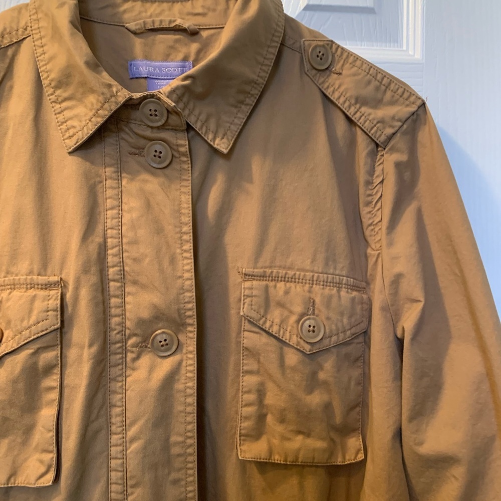 Laura Scott chore coat ladies Size LG tan/gold adjustable waist zipper & button - Picture 3 of 10